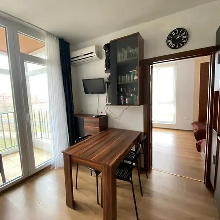 Apartman Sunny South View *